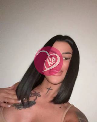 Party girls fac si deplasari fotografia:3