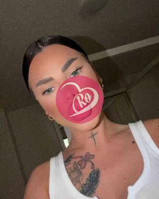 Party girls fac si deplasari fotografia:4