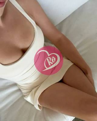 Melania Te invit să te relaxezi! fotografia:2