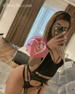 Ella nouă în orașul tău.