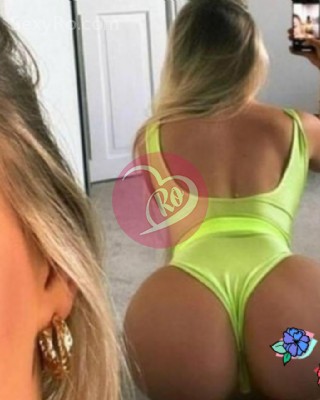 Lory 🥰Prima data în oraș🥰Și la Hotel🥰. fotografia:2