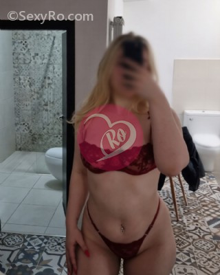 Fată tânără în oraș pentru voi - 21 de ani expertă. fotografia:4