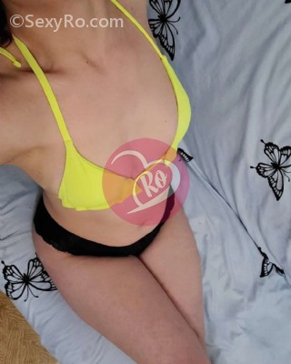 Roxana 25 de ani fata - Zona Sabroso Caut colegă.