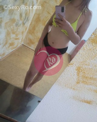 Roxana 25 de ani fata - Zona Sabroso Caut colegă. fotografia:2