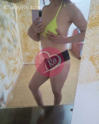 Roxana 25 de ani fata - Zona Sabroso Caut colegă. fotografia:3