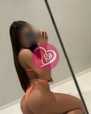 Expertă de sex și fantezii sexuale.