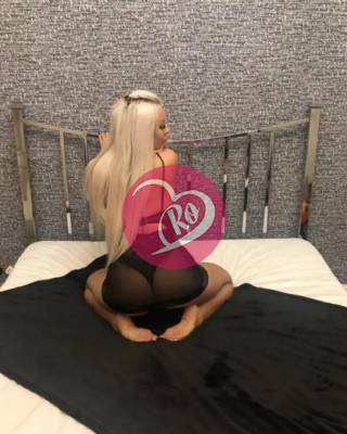 Maya 23 de ani iepurașul tău sexy Blondă Siliconată Nouă în oraș. fotografia:4