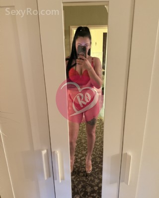 Nichol Nouă la tine in oras, am locatie fac si deplasari