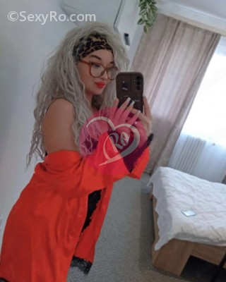 Andreea sunt tânăra și sociabila mă joc cu sexul vostru. fotografia:4