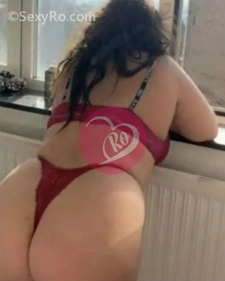 Maria brunetă sexy focoasa plinuță - Sexy și plăcută.
