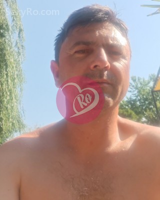 Daniel Bărbat curat matur activ caut Doamne și domnișoare. fotografia:2