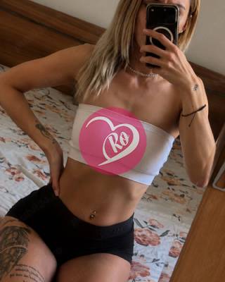 Blondă slim poze reale confirmare whatsapp! La mine sau la tine!
