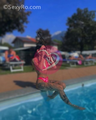 Elena 25 de ani Dama de Companie Elegantă rafinată.