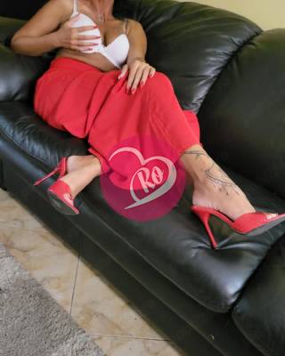 Matură rafinată ofer servicii pentru adulți la hotel sau la mine cu confirm video. fotografia:3
