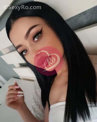 Brunetă reala de 19 ani senzuală Lujerului.