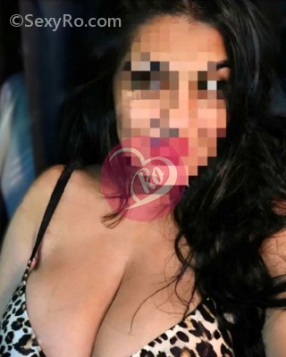 Femeie cu sâni frumoși Sexy și Dulce. fotografia:3