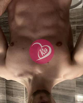 Ofer companie doamnelor și domnișoarelor discrete fotografia:2