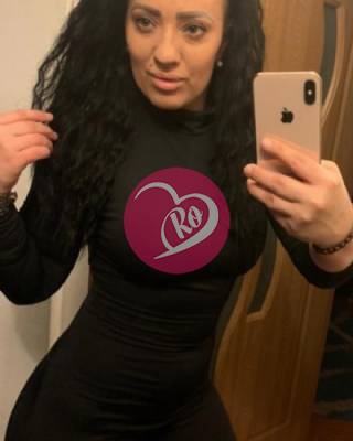 Carla ești aici Stop! Nu pierde ocazia! Vino să facem sex. fotografia:2