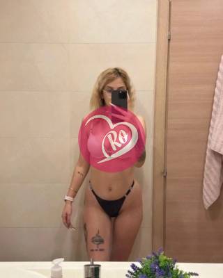 Lorena sunt fata din poze te aștept la mine pentru nebunii. fotografia:4
