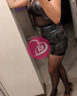 Mara milf doamna sexy pentru scurt timp. fotografia:2